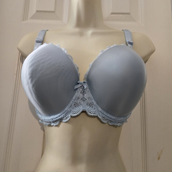 Victoria's Secret Blue Lace Trim Molded Cup Bra - Picture 1 of 9